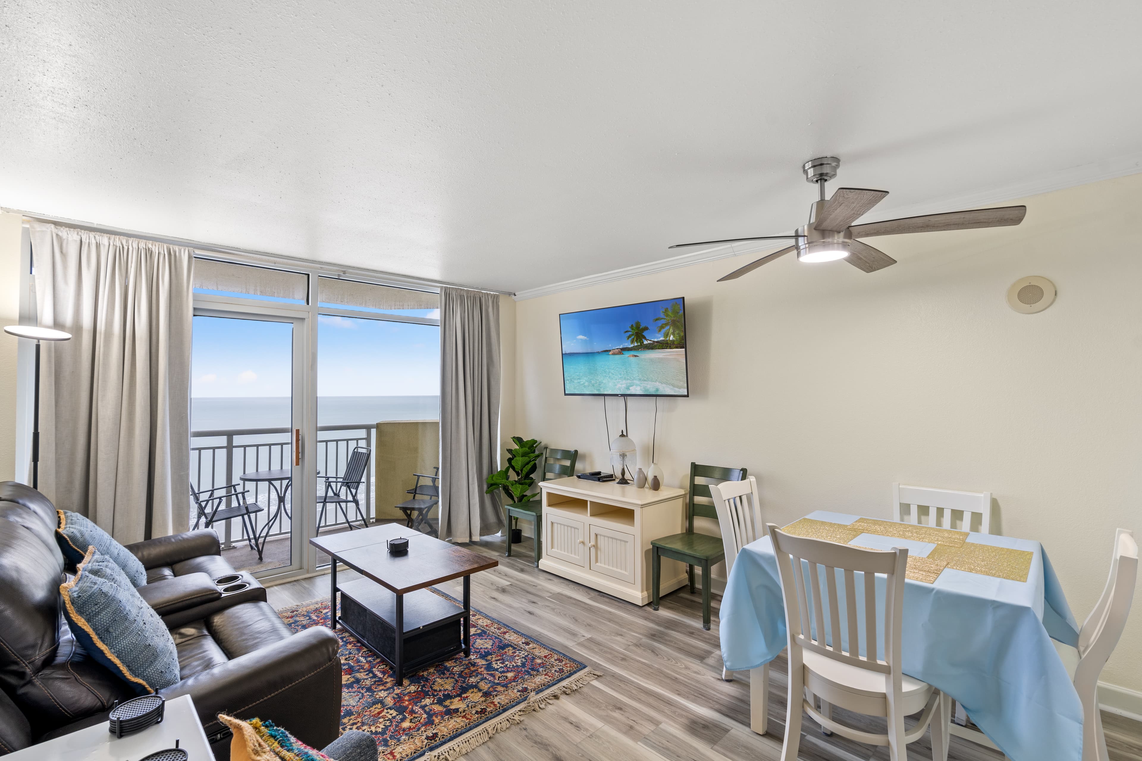 Bay Watch Resort - 903