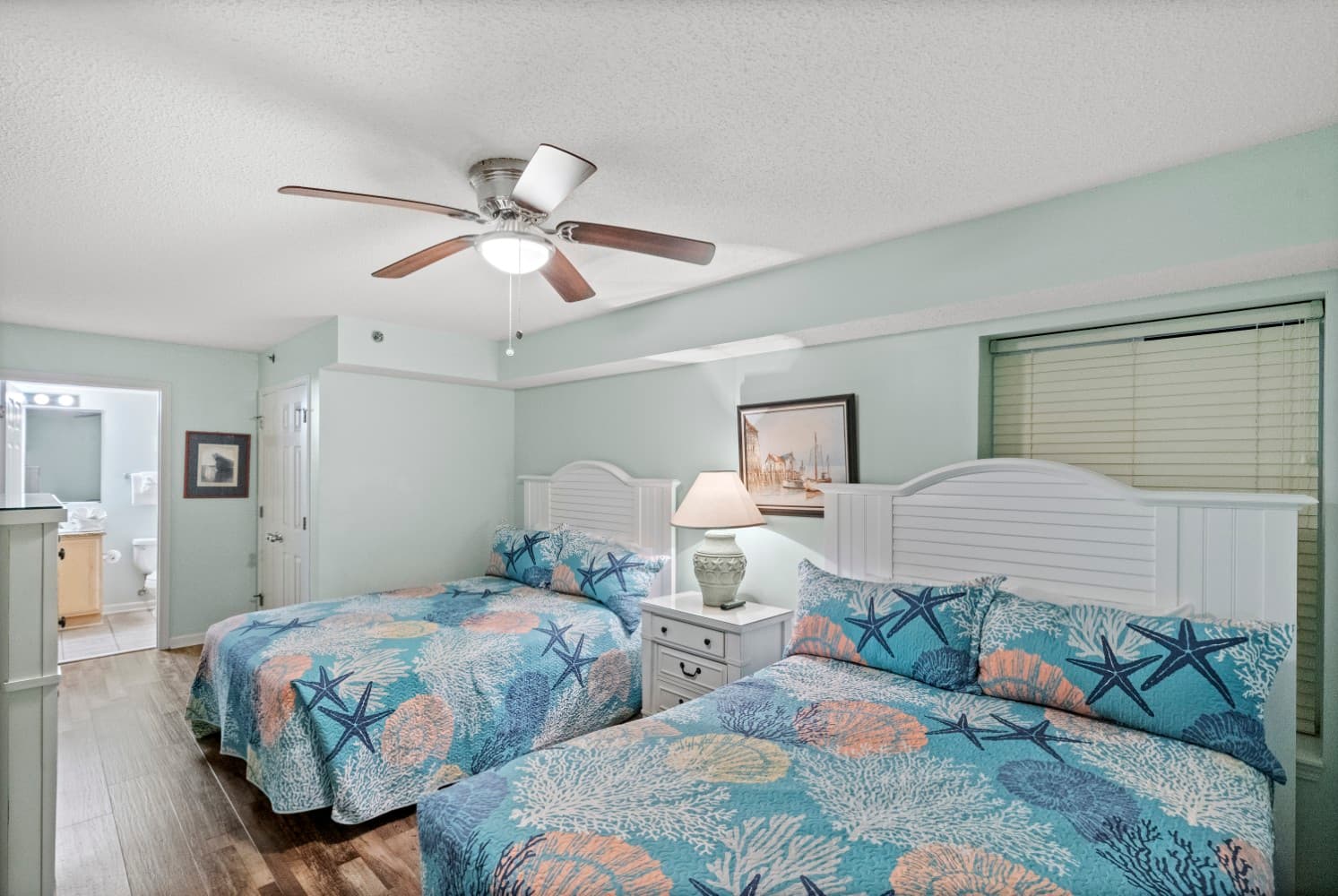 Crescent Shores - N 303