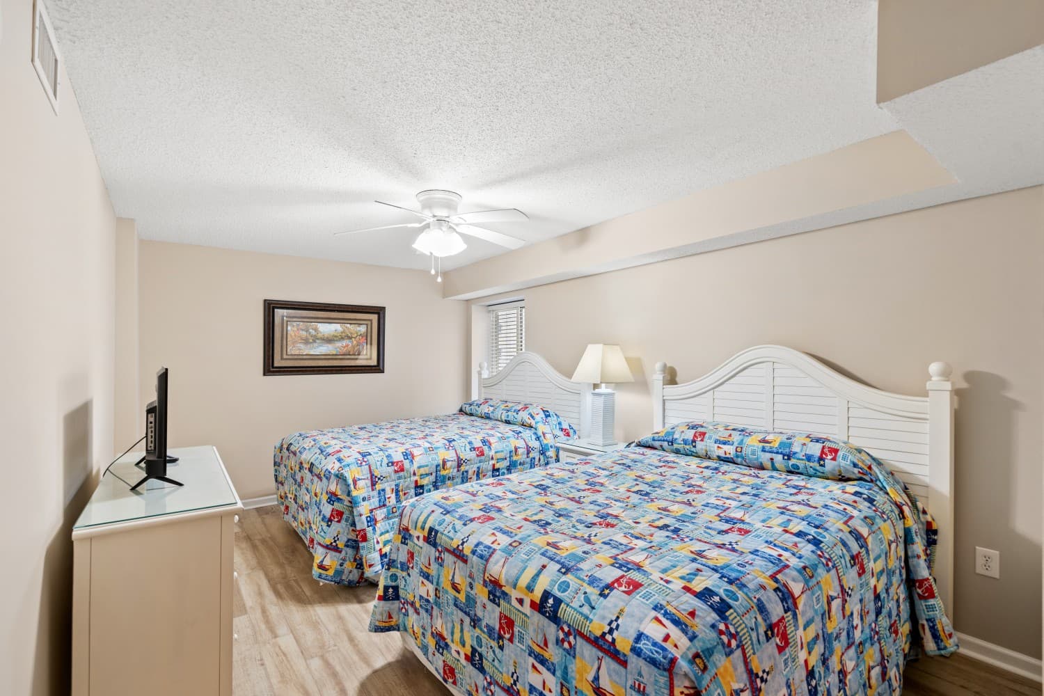 Crescent Shores - S 610