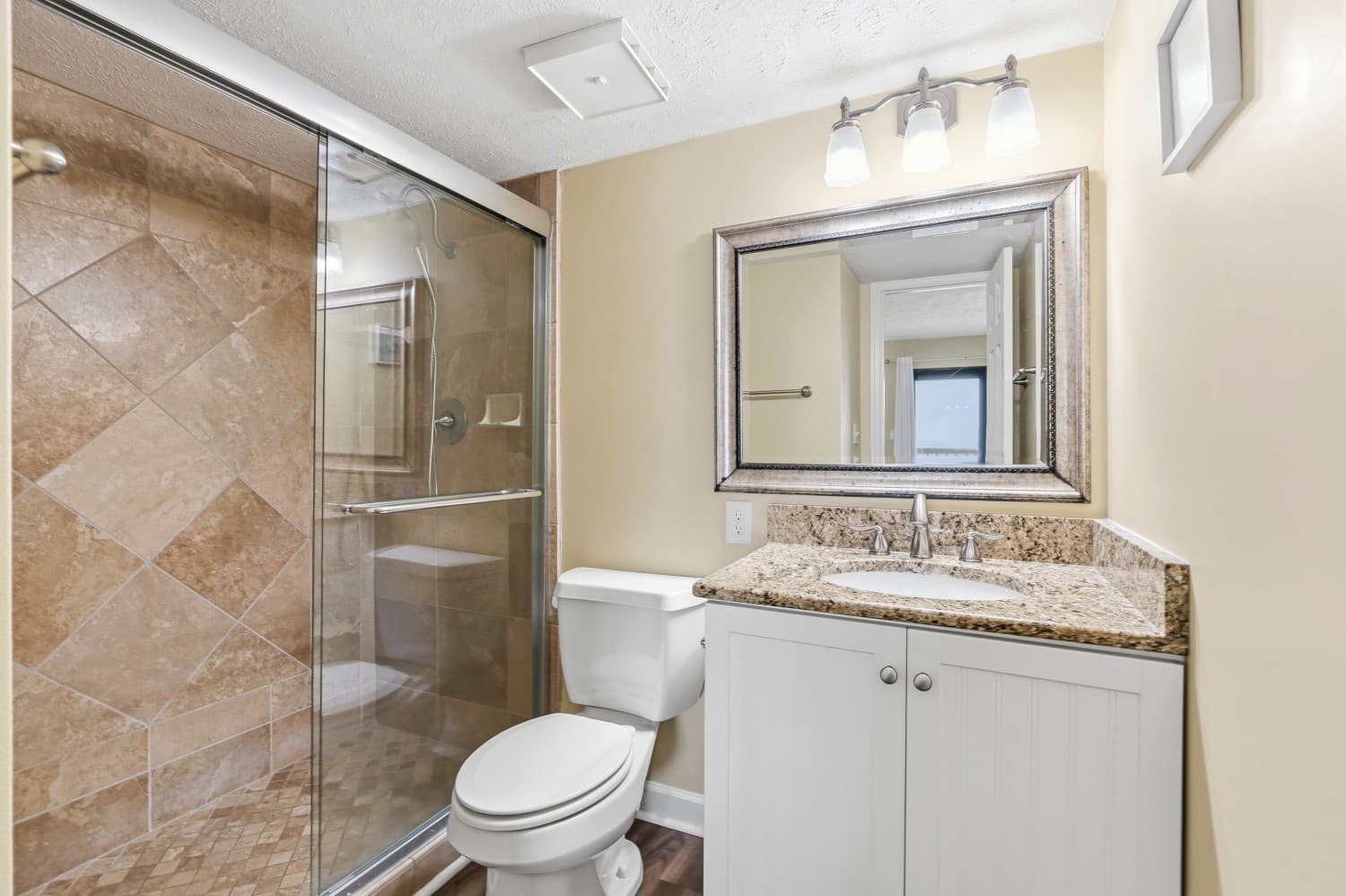 Crescent Tower I - 801