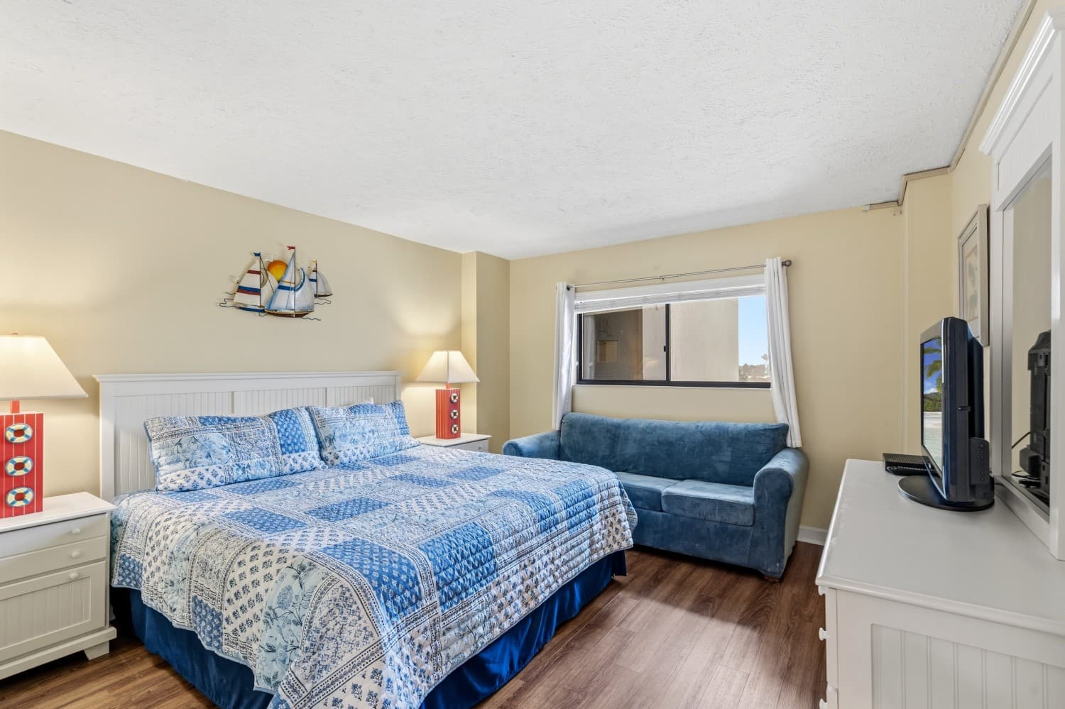 Crescent Tower I - 801