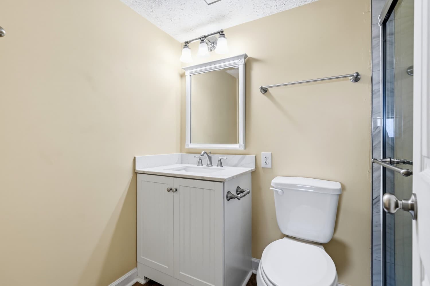 Crescent Tower I - 801