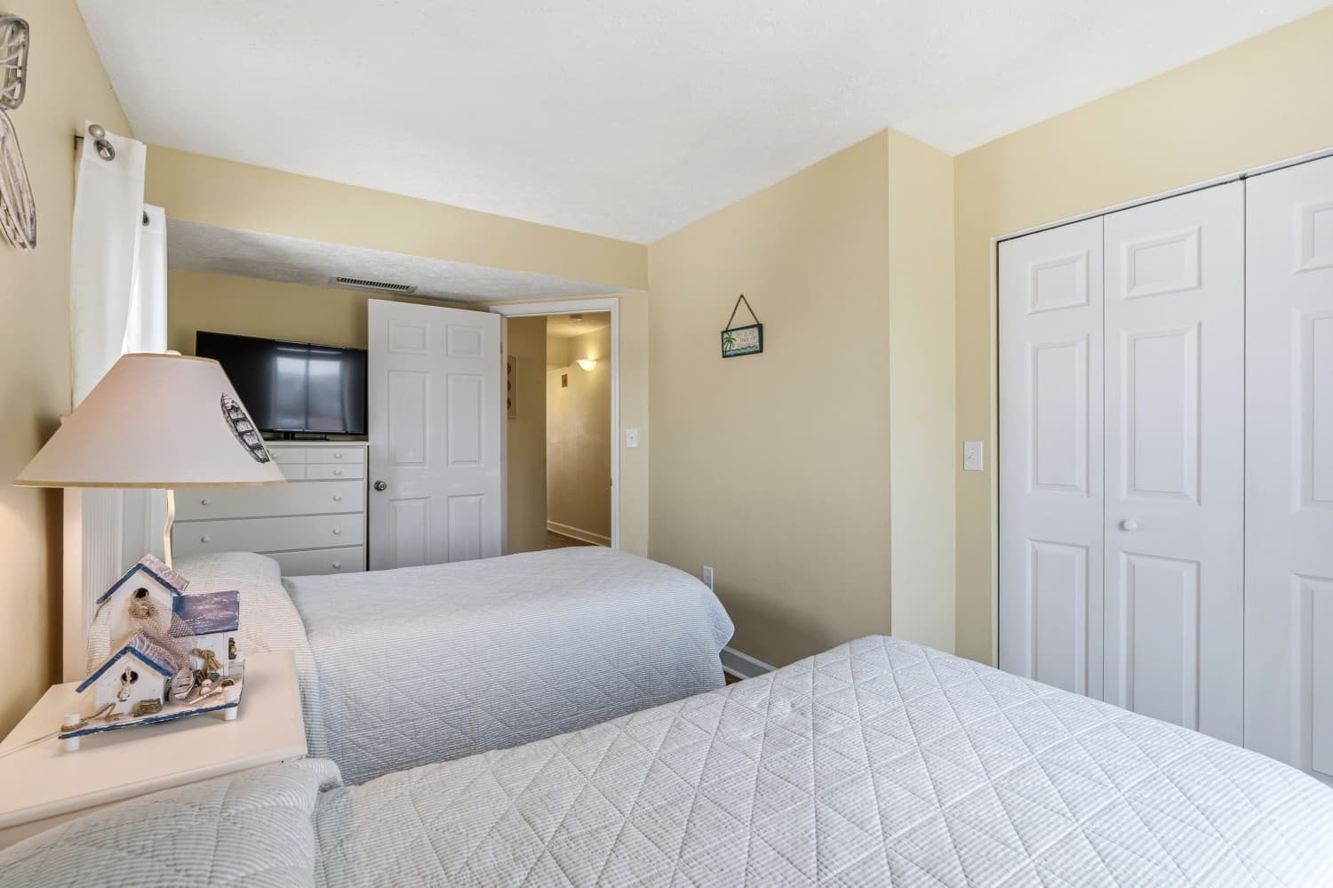 Crescent Tower I - 801