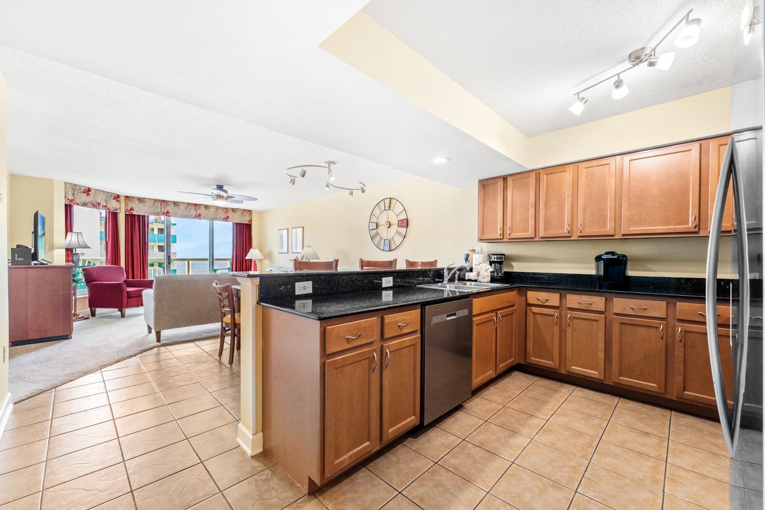 Malibu Pointe - 604