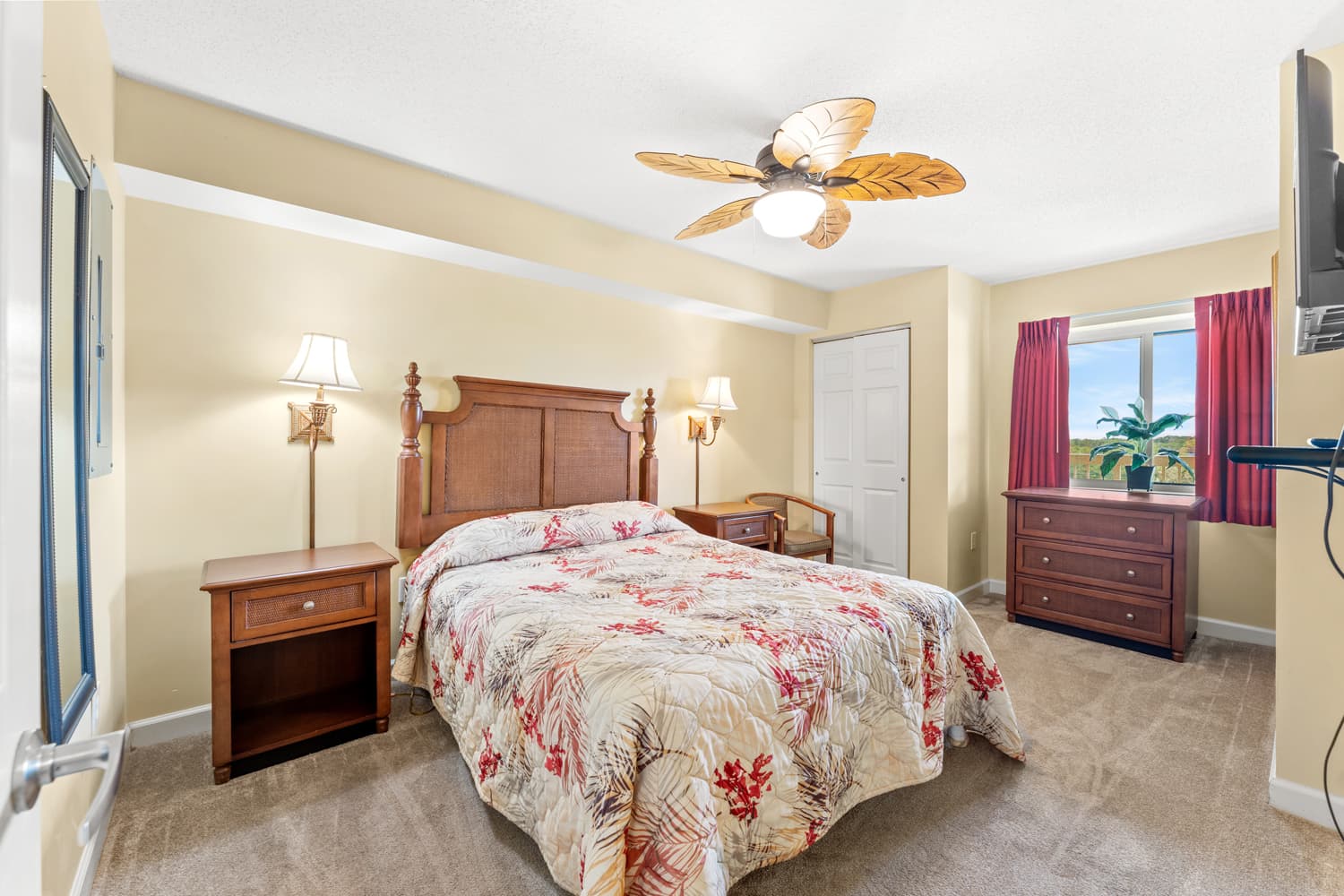 Malibu Pointe - 604
