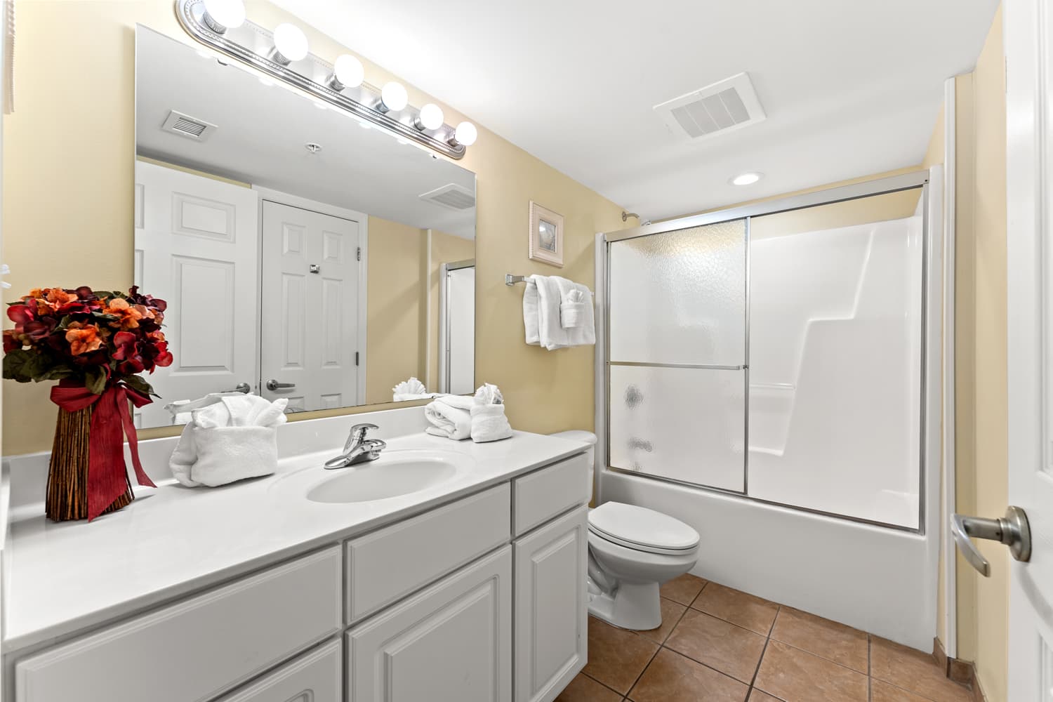 Malibu Pointe - 604