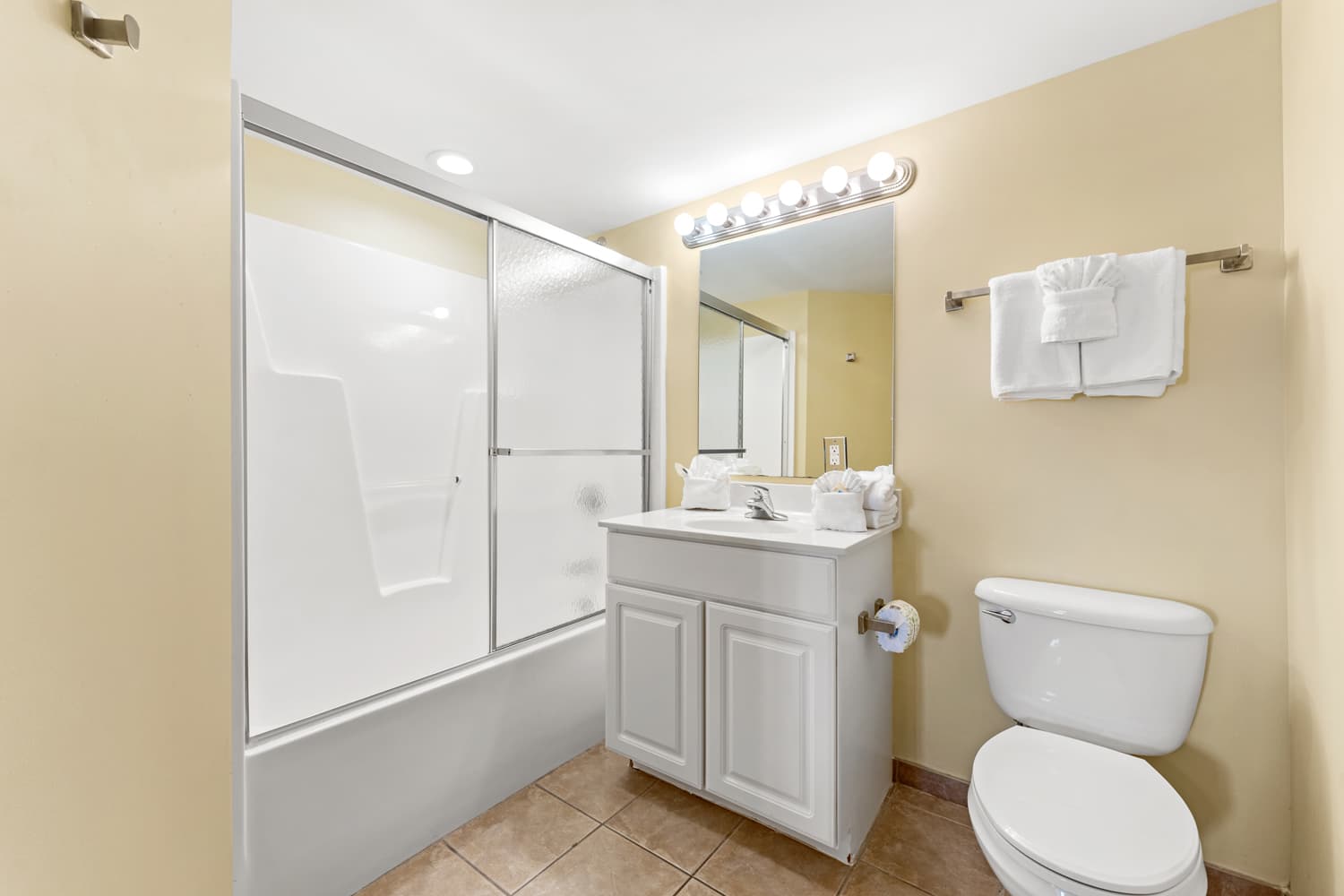 Malibu Pointe - 604