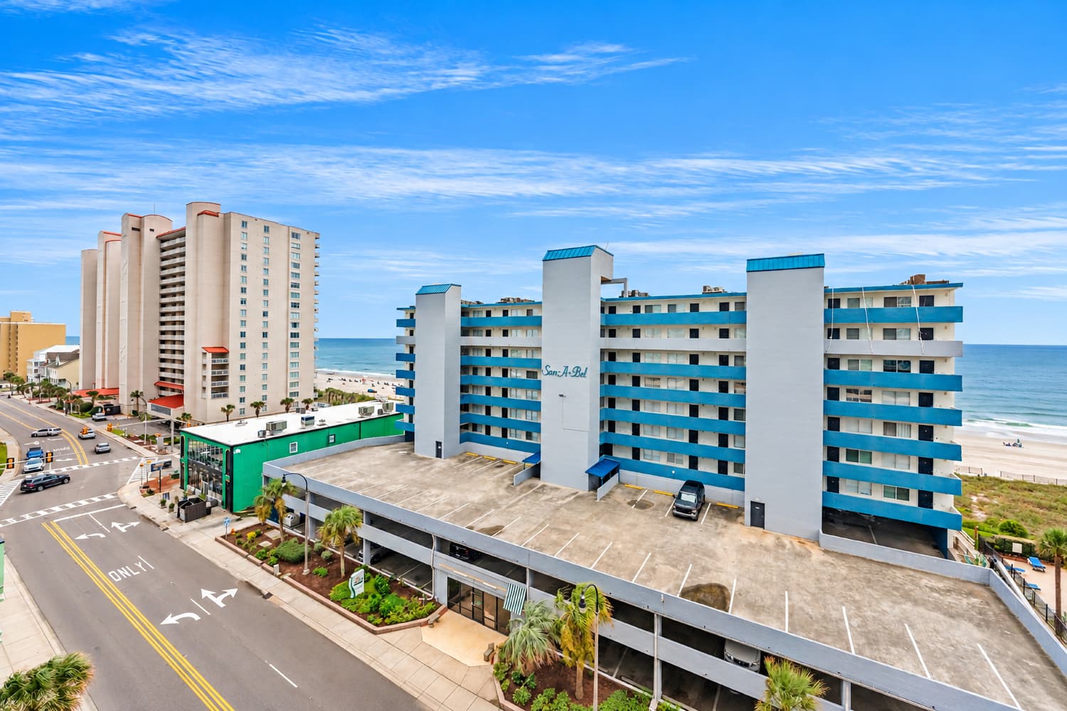 Malibu Pointe - 604