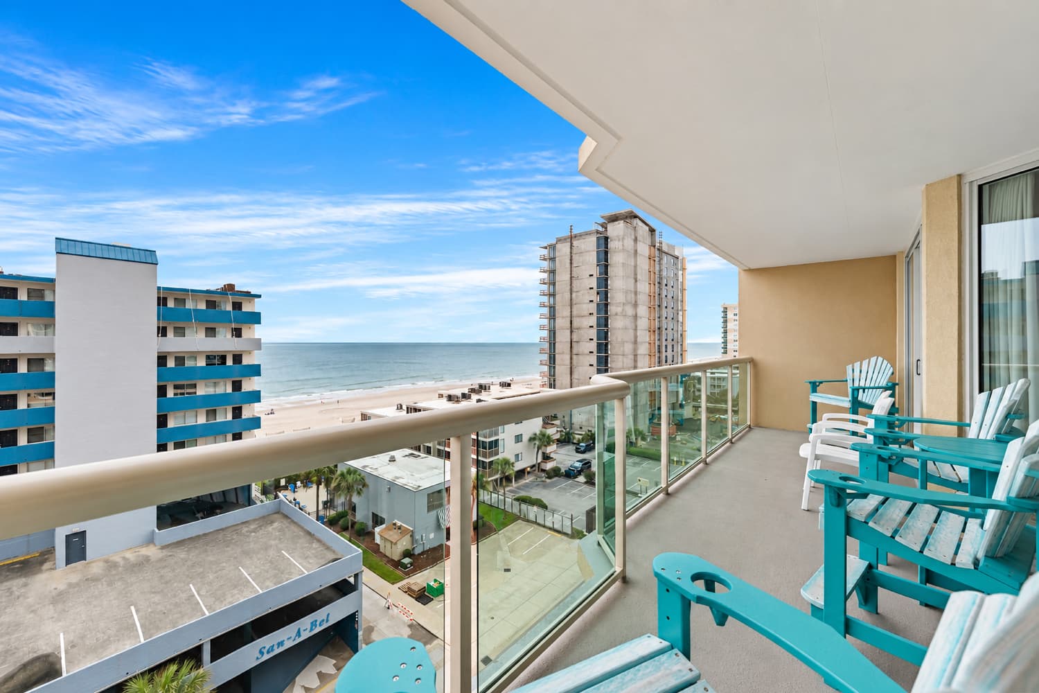 Malibu Pointe - 604
