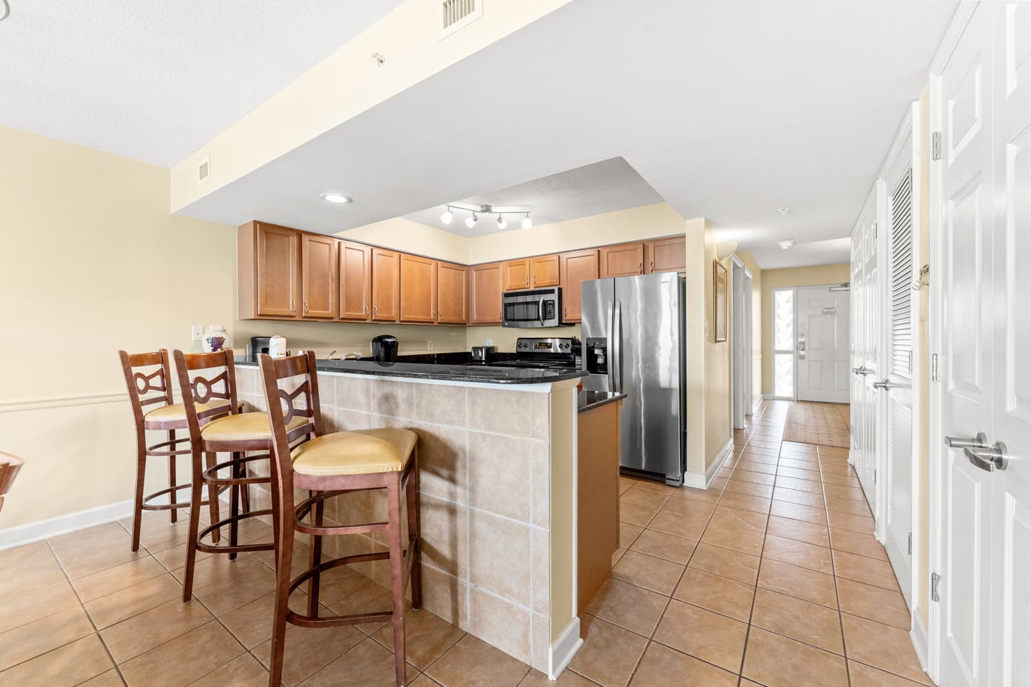 Malibu Pointe - 604