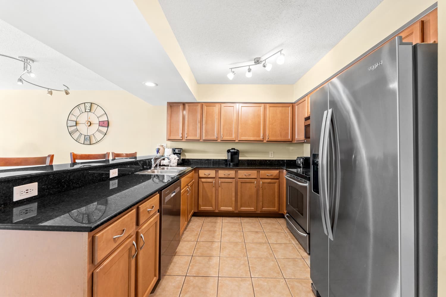 Malibu Pointe - 604