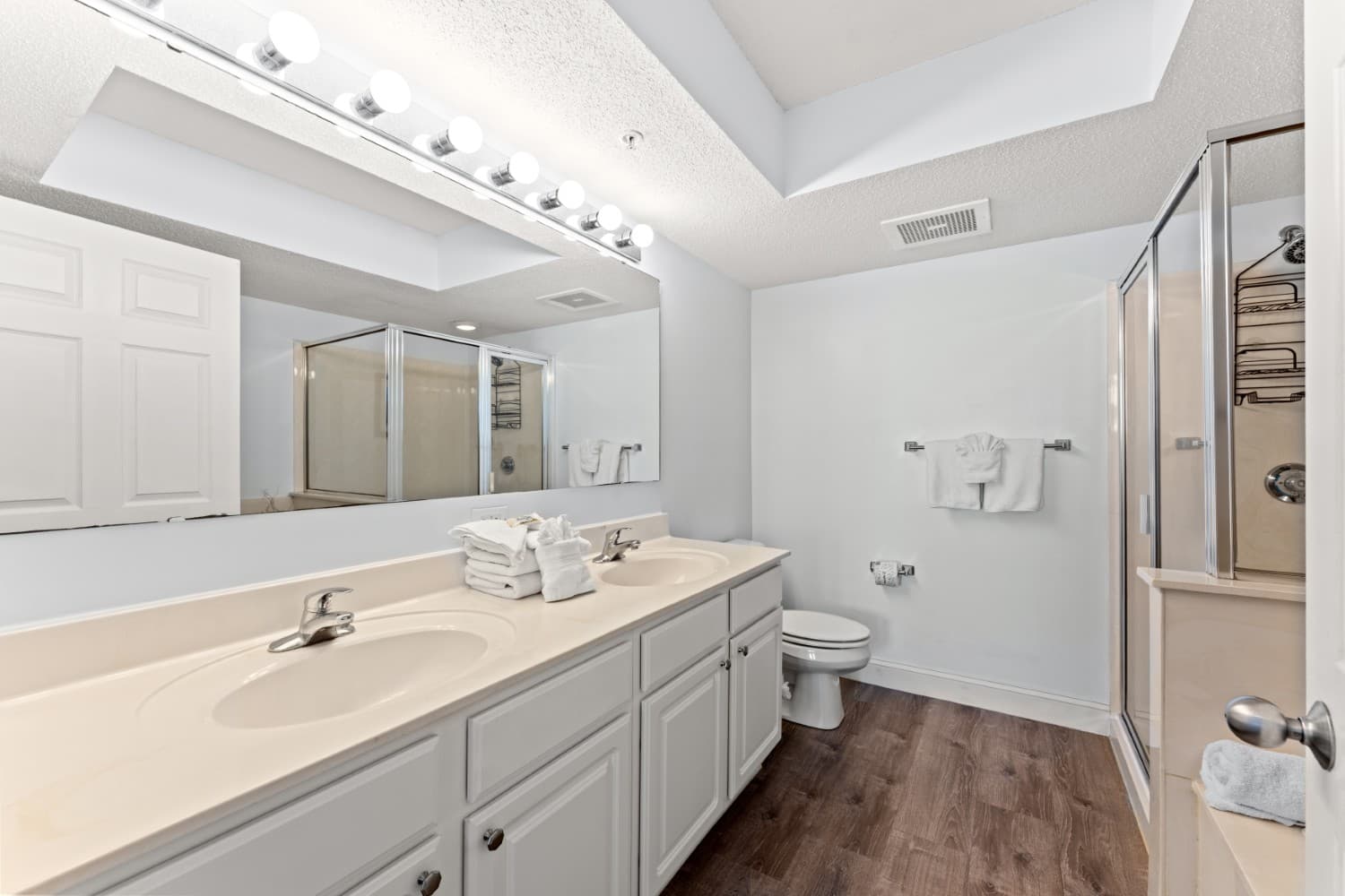 North Shore Villas - 907