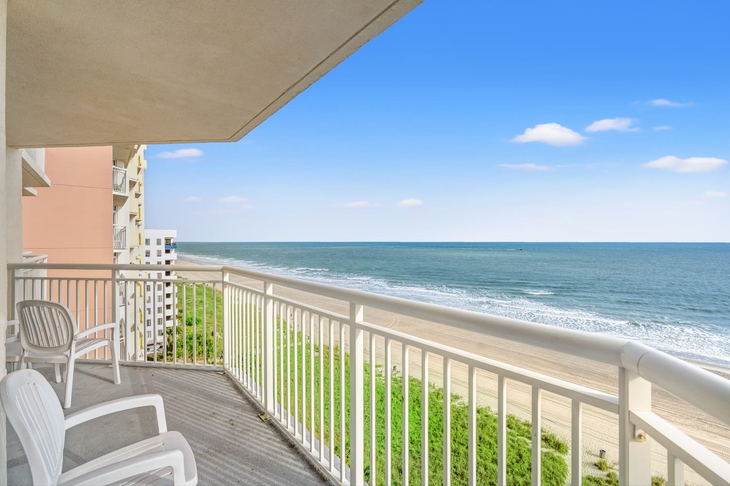 Bay Watch Resort - 912