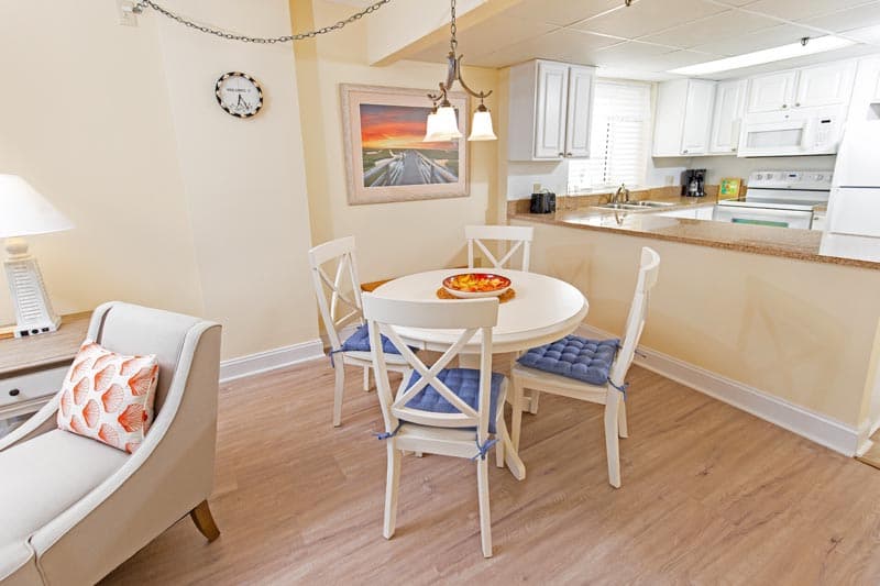 Litchfield Beach and Golf - 2 Bedroom Suite - Bridgewater