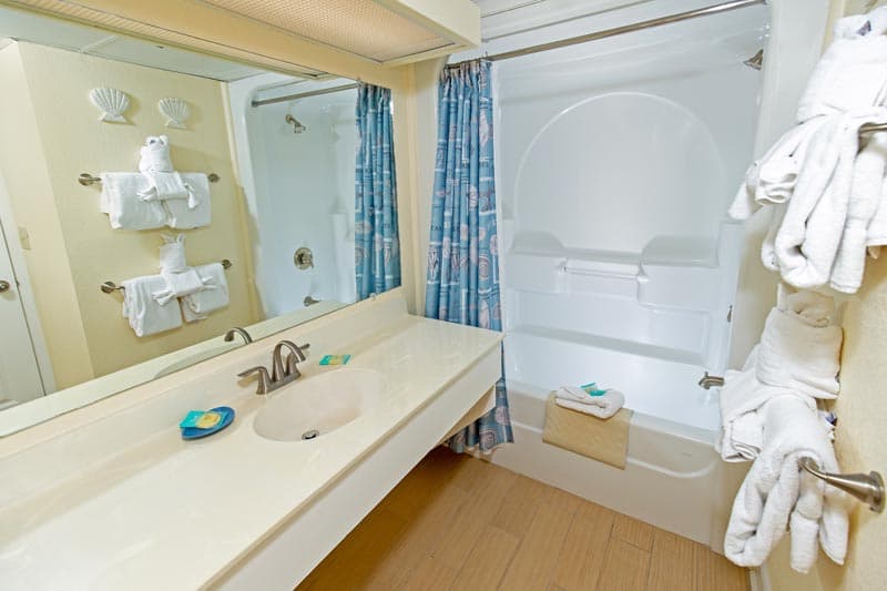 Litchfield Beach and Golf - 2 Bedroom Suite - Bridgewater