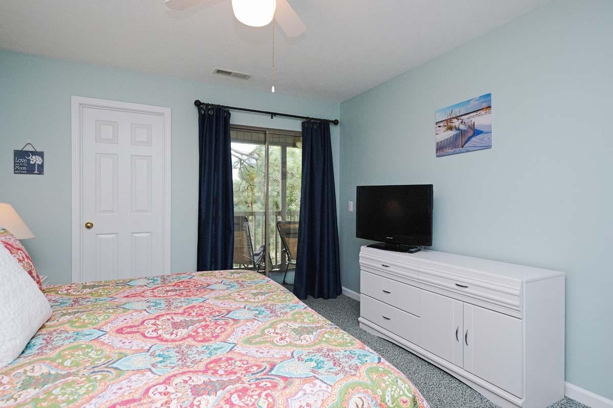 Litchfield Beach and Golf - 2 Bedroom Golf Villa - True Blue