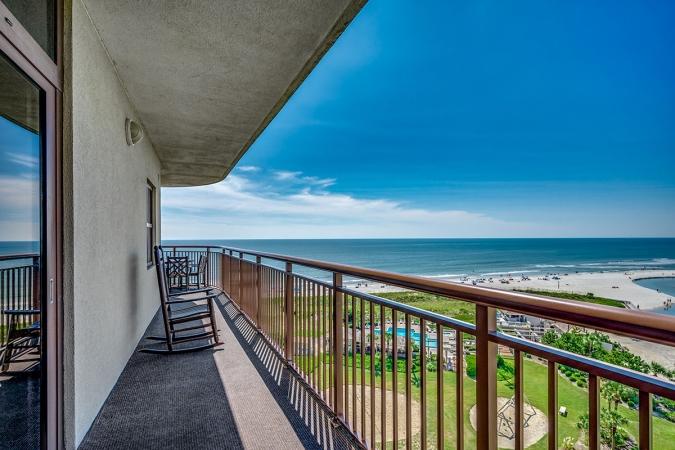 North Beach Resort & Villas - 4 Bedroom Oceanfront Palmetto Condo - 919