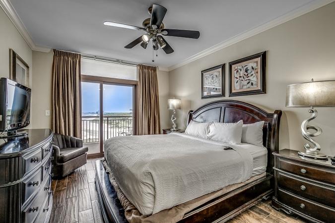 North Beach Resort & Villas - 4 Bedroom Oceanfront Savannah Condo - 1402