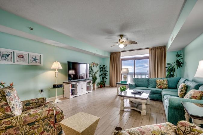 North Beach Resort & Villas - 4 Bedroom Oceanfront Savannah Condo - 1002