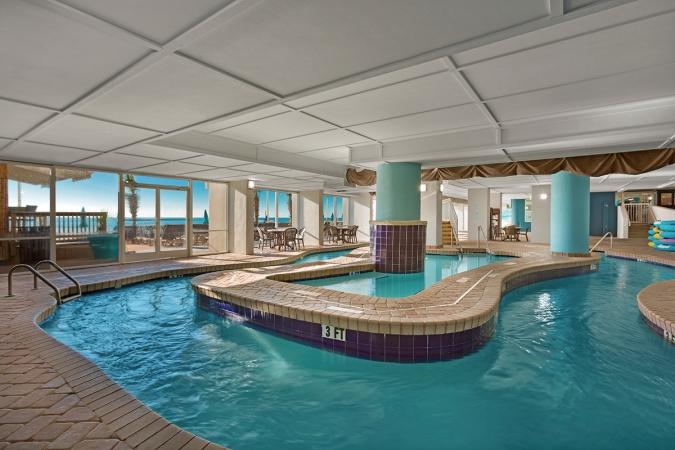 Paradise Resort - Partial Ocean View Queen Room